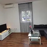 Beciri Apartament *