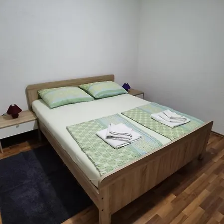 Beciri Apartment *